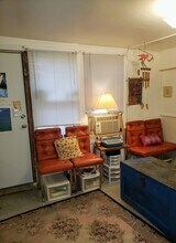 518 N Van Buren St in Iowa City, IA - Building Photo - Building Photo