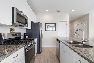 613 White Steppe Way in Georgetown, TX - Building Photo - Building Photo