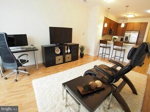 8005 13th St in Silver Spring, MD - Building Photo - Building Photo