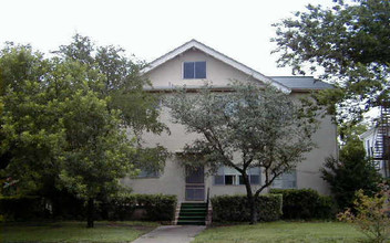 315 W Magnolia Ave in San Antonio, TX - Building Photo - Building Photo