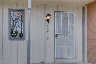 14211 E Hawaii Cir in Aurora, CO - Building Photo - Building Photo