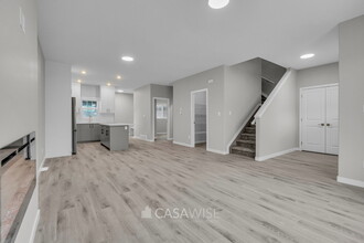 6218 Hampton Gray Ave in Edmonton, AB - Building Photo - Building Photo