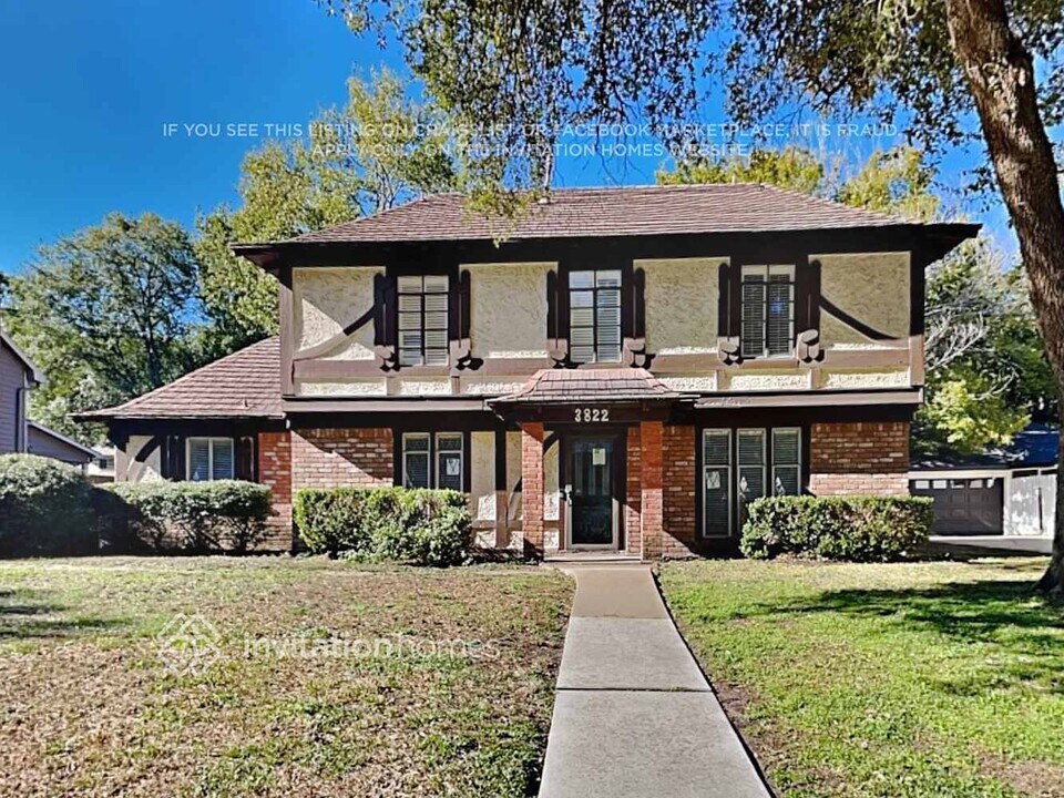 3822 Stillview Dr in Houston, TX - Building Photo
