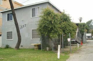 6537-6543 Woodley Ave in Van Nuys, CA - Building Photo - Building Photo