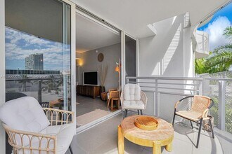 2155 Washington Ct in Miami Beach, FL - Building Photo - Building Photo