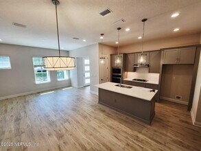 541 Crestview Dr in Nocatee, FL - Building Photo - Building Photo