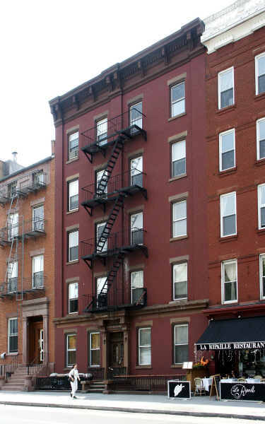 601-603 Hudson St in New York, NY - Building Photo