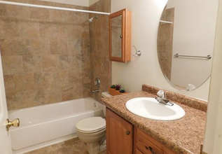 4015 Stonedike Dr in Colorado Springs, CO - Foto de edificio - Building Photo