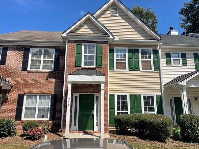 property at 954 Tree Creek Blvd