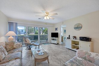 500 S Washington Dr in Sarasota, FL - Building Photo - Building Photo