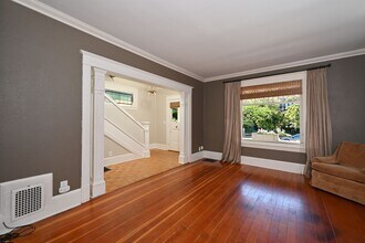 410 16th Ave E in Seattle, WA - Building Photo - Building Photo