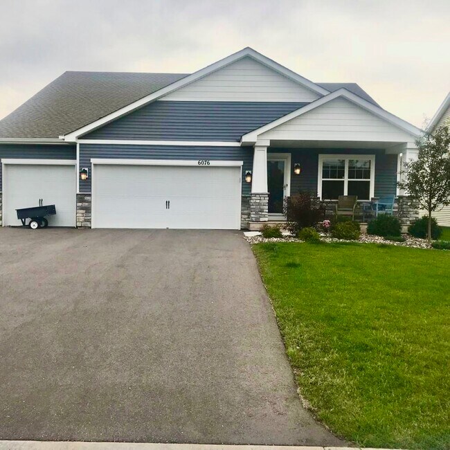 6076 Jasmine Bay S Rentals in Cottage Grove, MN