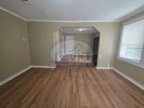 990 Woodbury Rd in Memphis, TN - Building Photo - Building Photo