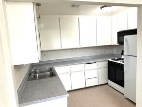 2231 Morell St in Sacramento, CA - Building Photo - Building Photo