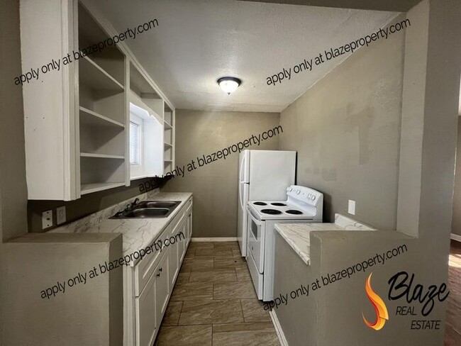 1405 Boyd St in Borger, TX - Building Photo - Building Photo