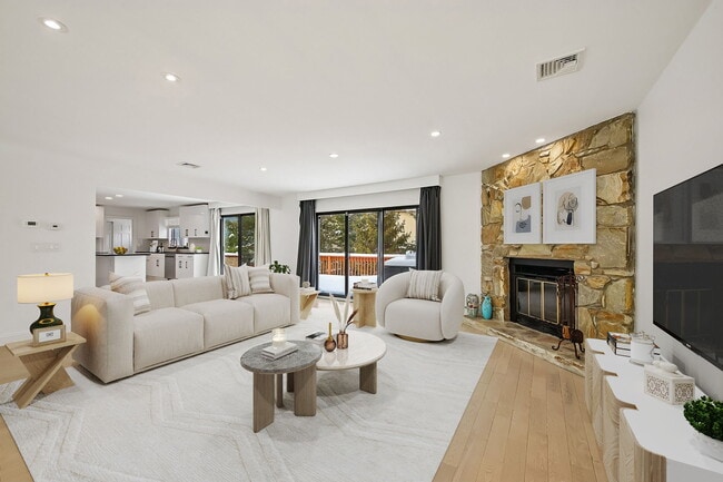 property at 11 Hudson Terrace