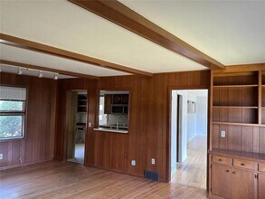 5528 Merritt Cir in Minneapolis, MN - Building Photo - Building Photo