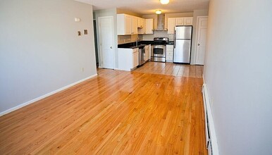 15 Murdock St, Unit 2-10 in Somerville, MA - Building Photo - Building Photo