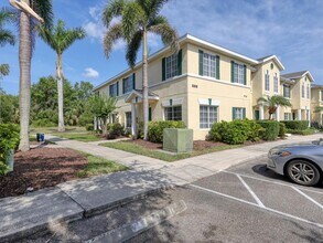 262 Cape Harbour Loop in Bradenton, FL - Building Photo - Building Photo