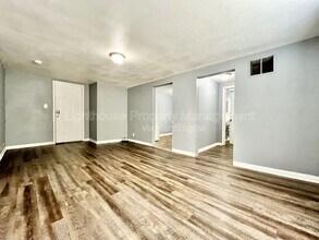 273 E Forest Ave in Muskegon, MI - Building Photo - Building Photo