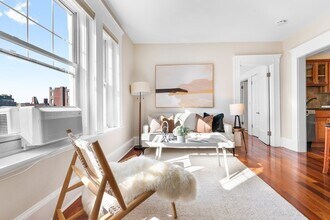 520 Beacon St, Unit 6C in Boston, MA - Building Photo - Building Photo