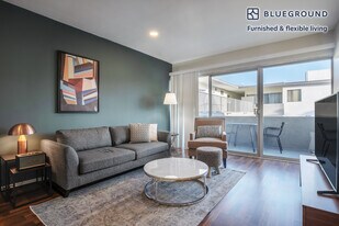 11645 Gorham Ave in Los Angeles, CA - Building Photo