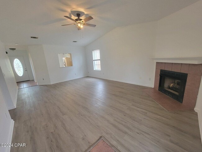 1609 Vecuna Cir in Panama City Beach, FL - Building Photo - Building Photo