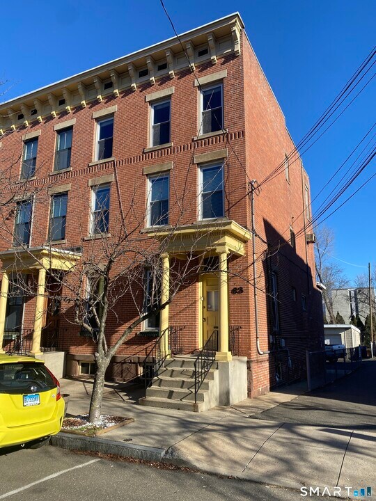63 Warren St in New Haven, CT - Building Photo