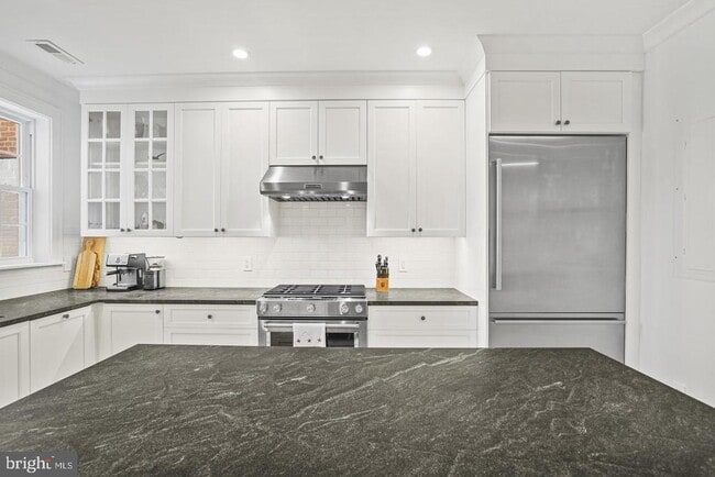 property at 1920 35th St NW