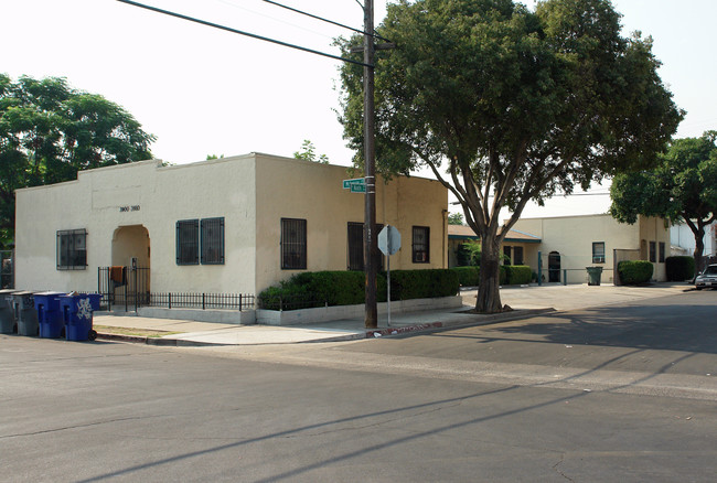 282 N 9th St in Fresno, CA - Building Photo - Building Photo