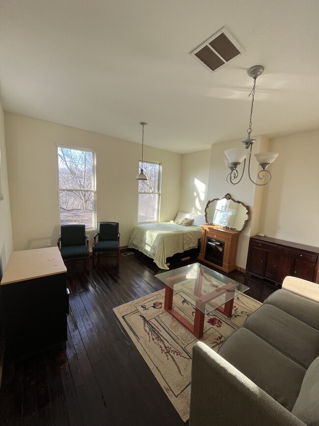 2177 Sohn St in Cincinnati, OH - Foto de edificio - Building Photo