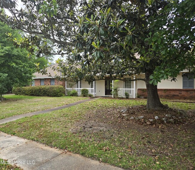 property at 101 Reservation Dr
