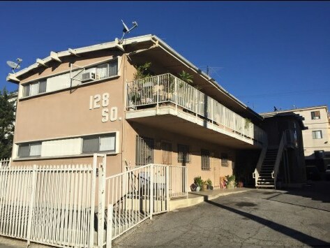 128 S Normandie Ave in Los Angeles, CA - Building Photo