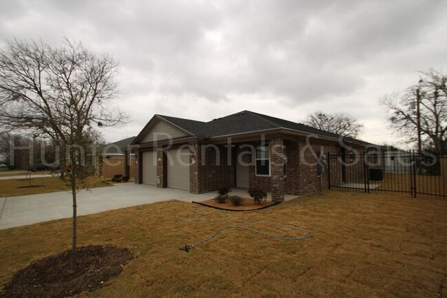 505 Bonnie Dr in Harker Heights, TX - Foto de edificio - Building Photo