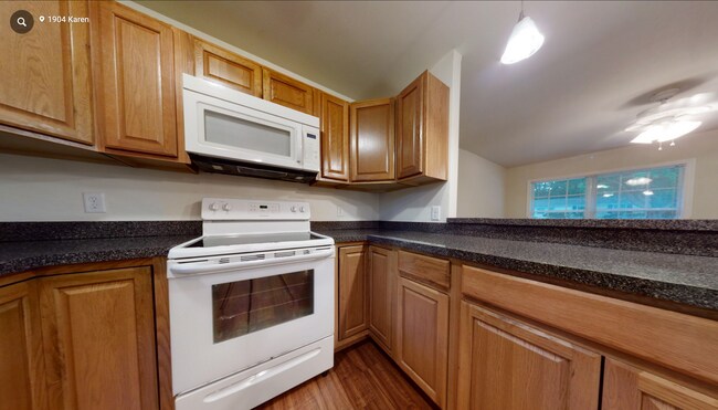 1904 Karen Ln in Tallahassee, FL - Building Photo - Building Photo