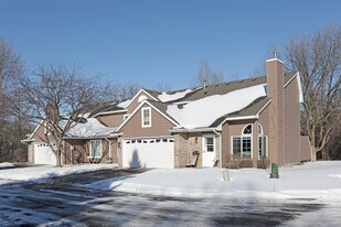 Autumn Ridge 3 in Blaine, MN - Building Photo