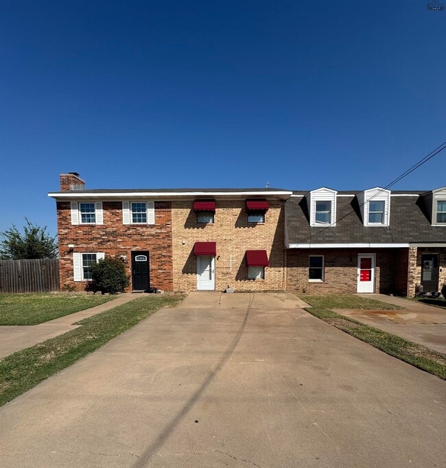 property at 1217 N Pacific Ave