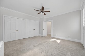 333 Park Ave, Unit 4 parkview terrace in Huntington, NY - Building Photo - Building Photo