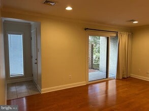 2-7 Aspen Way in Doylestown, PA - Building Photo - Building Photo