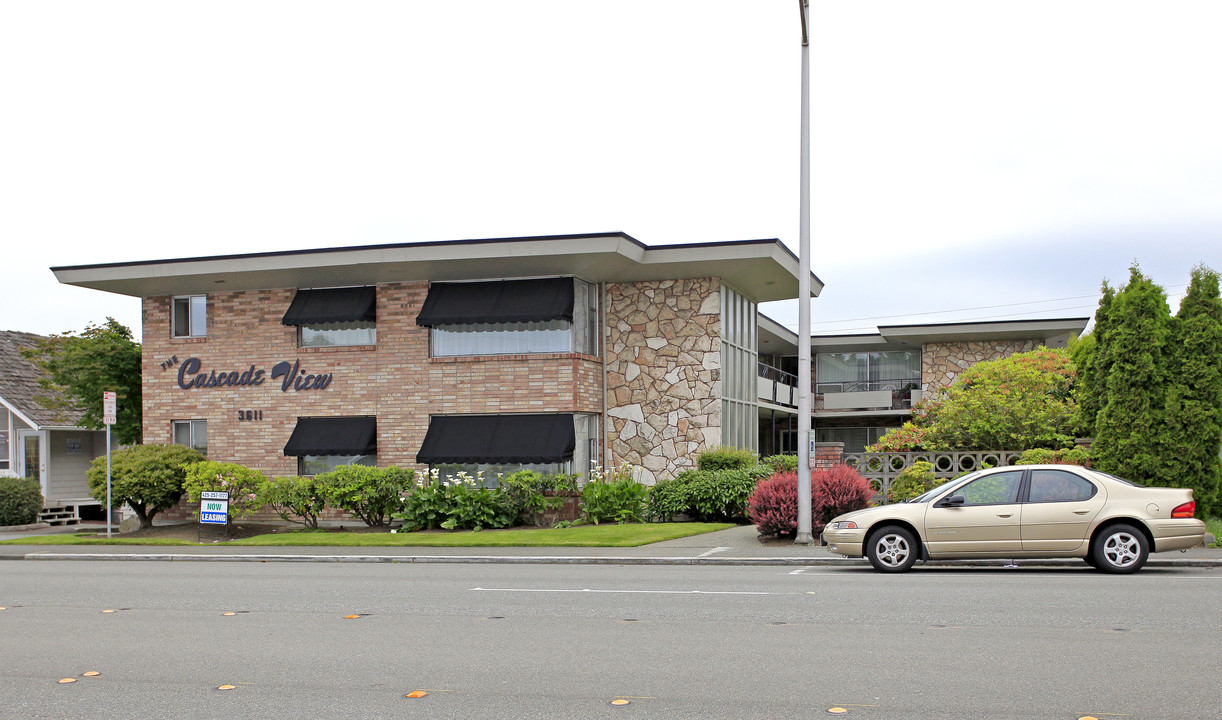 The Cascade View in Everett, WA - Foto de edificio