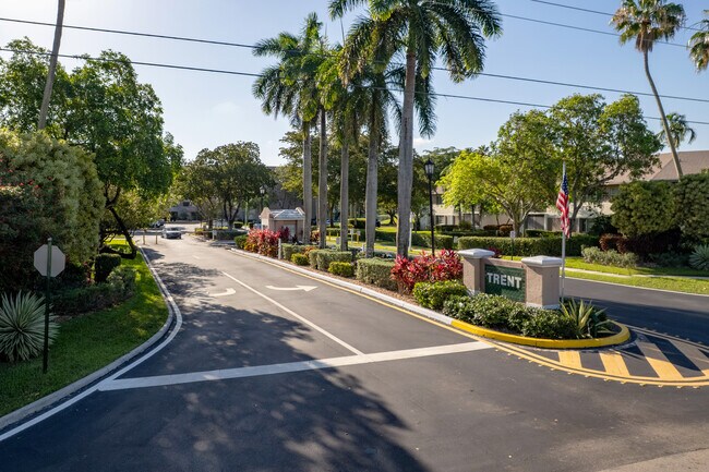 Trent in Tamarac, FL - Building Photo - Building Photo
