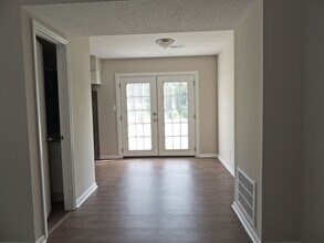 2301 Pinewood Dr in Maryville, TN - Building Photo - Building Photo