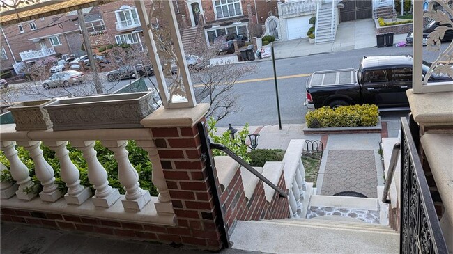 8887 15th Ave in Brooklyn, NY - Foto de edificio - Building Photo