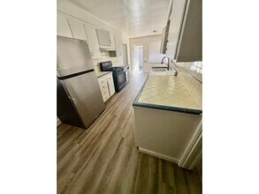 2642 N Arthur Ave in Fresno, CA - Building Photo - Building Photo