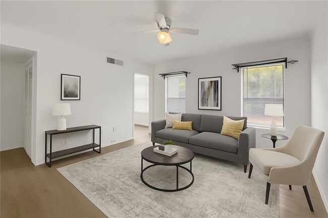 property at 2510 Huntingdon Chase