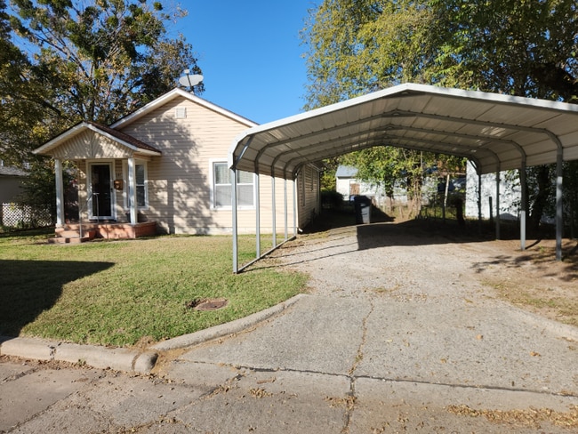 607 3rd Ave NW in Ardmore, OK - Building Photo - Building Photo
