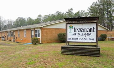 Treemont Apartments in Talladega, AL - Foto de edificio - Building Photo