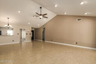 661 S Oak St Cir in Chandler, AZ - Building Photo - Building Photo
