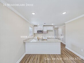 10 Meadowlark Dr in Little Rock, AR - Building Photo - Building Photo
