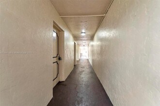 6301 N University Dr in Tamarac, FL - Building Photo - Building Photo